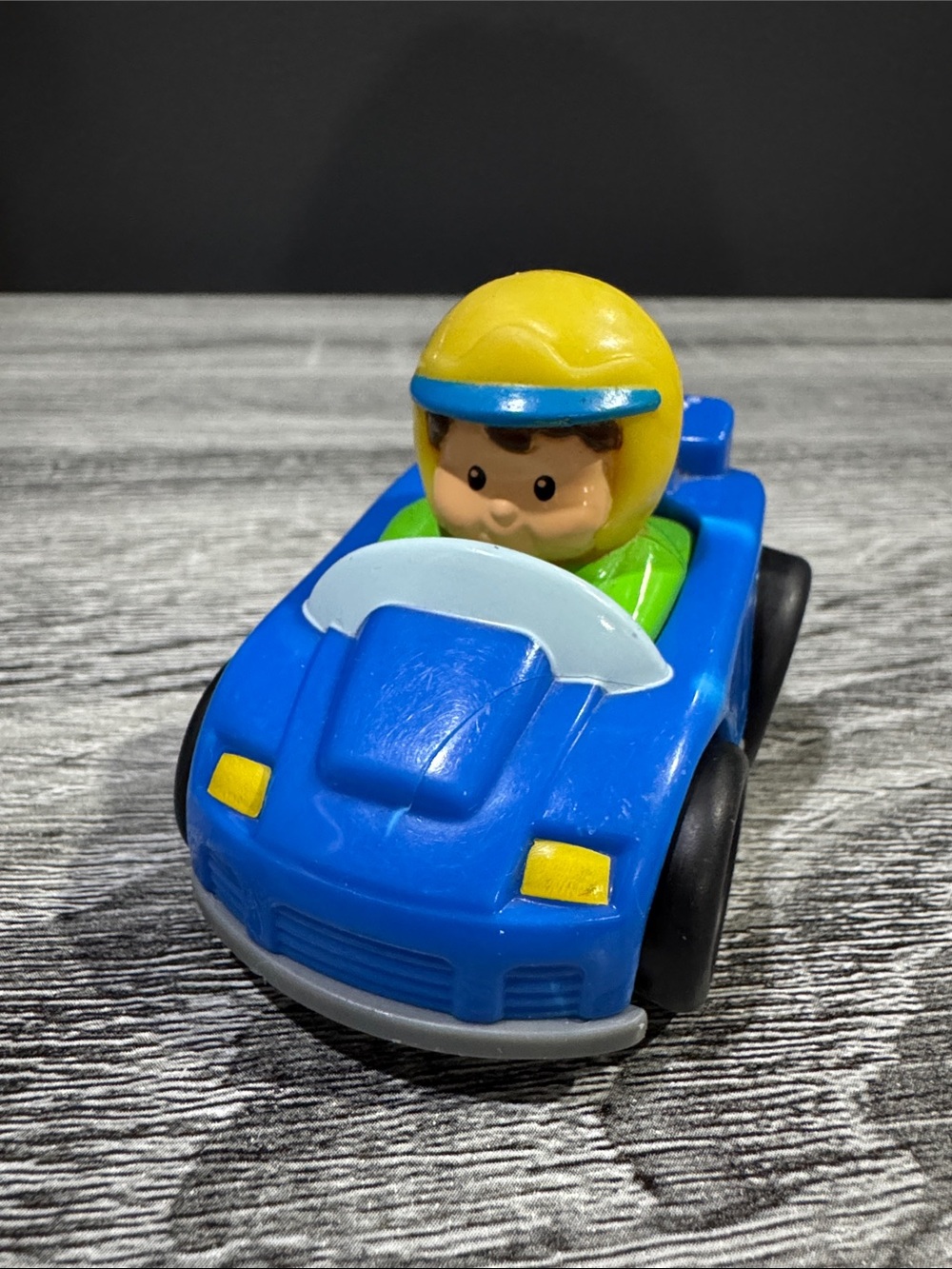 Fisher-Price | Little People Wheelies: Blue Racecar with Boy (2009) - Toy Car